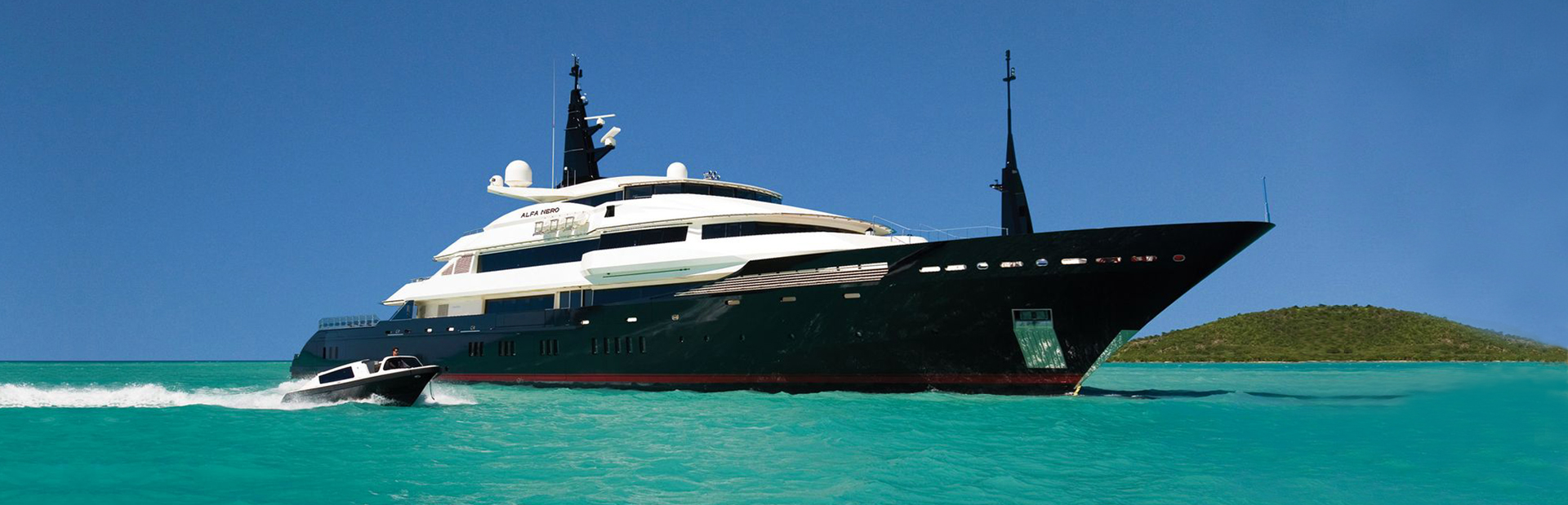 luxury motor yachts for hire