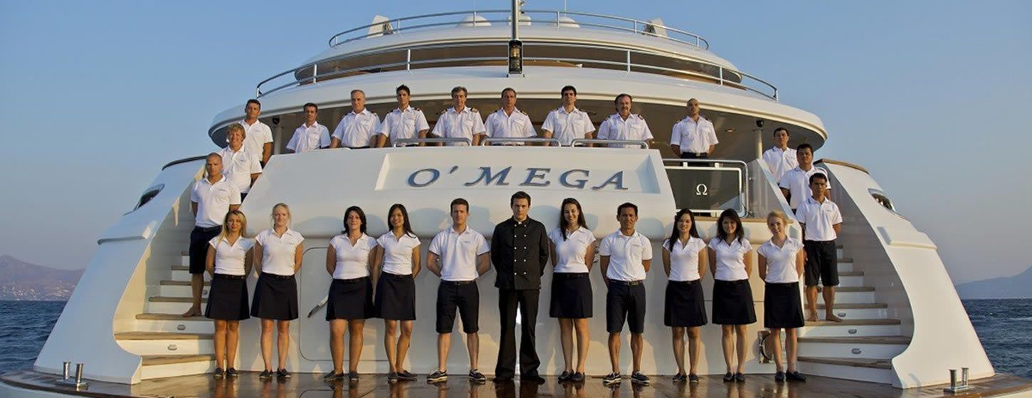yacht charter with crew